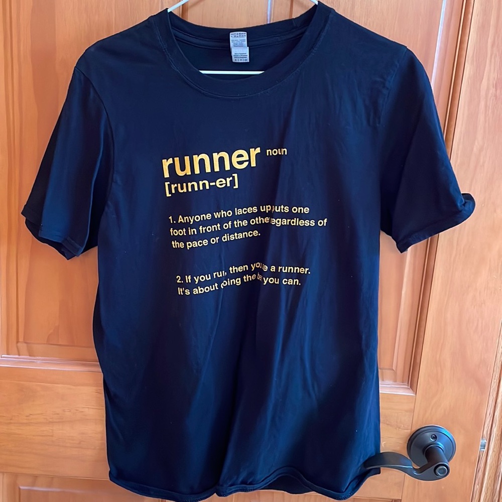 Definition of a Runner tee